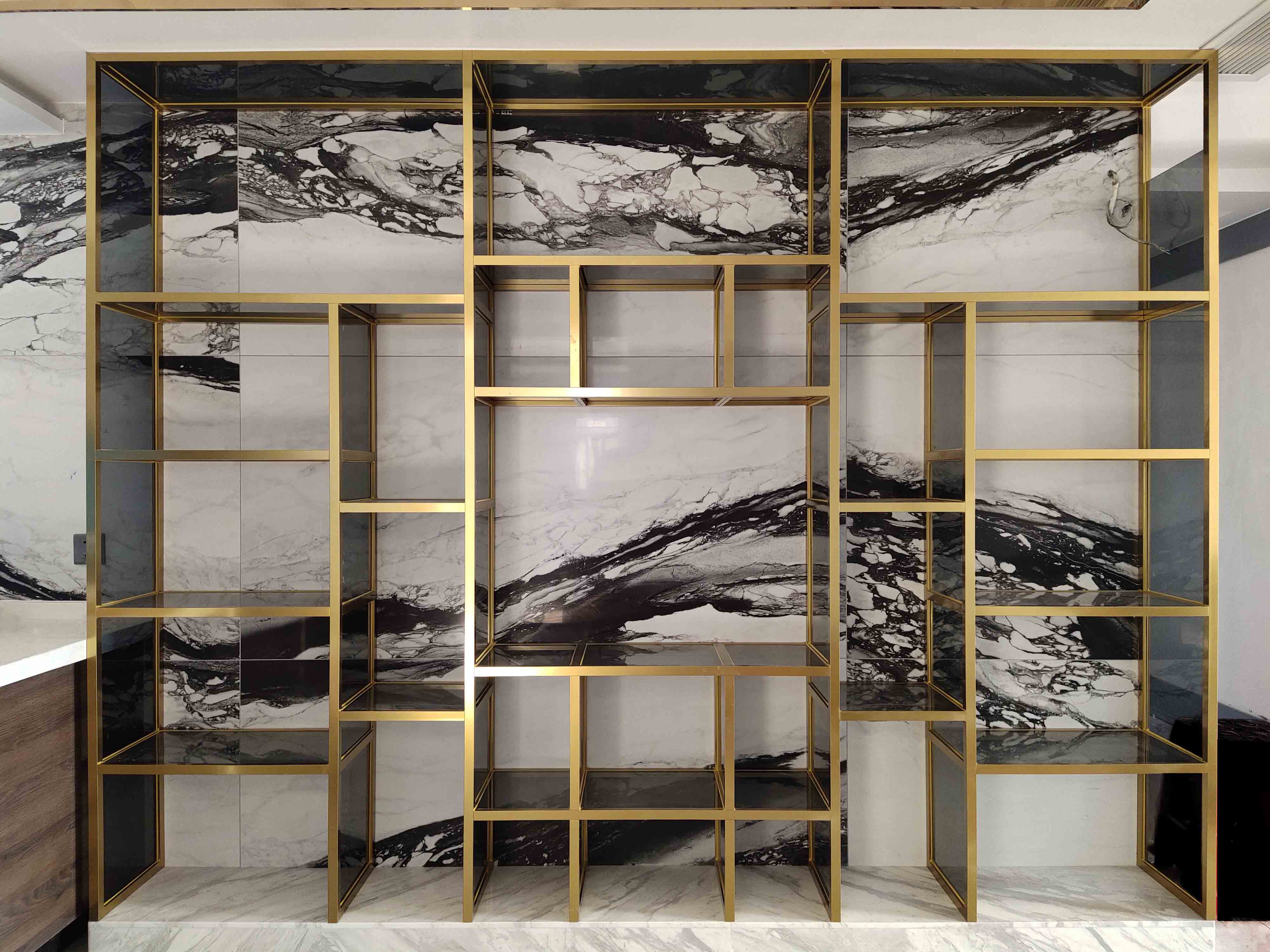 不锈钢装饰展柜
