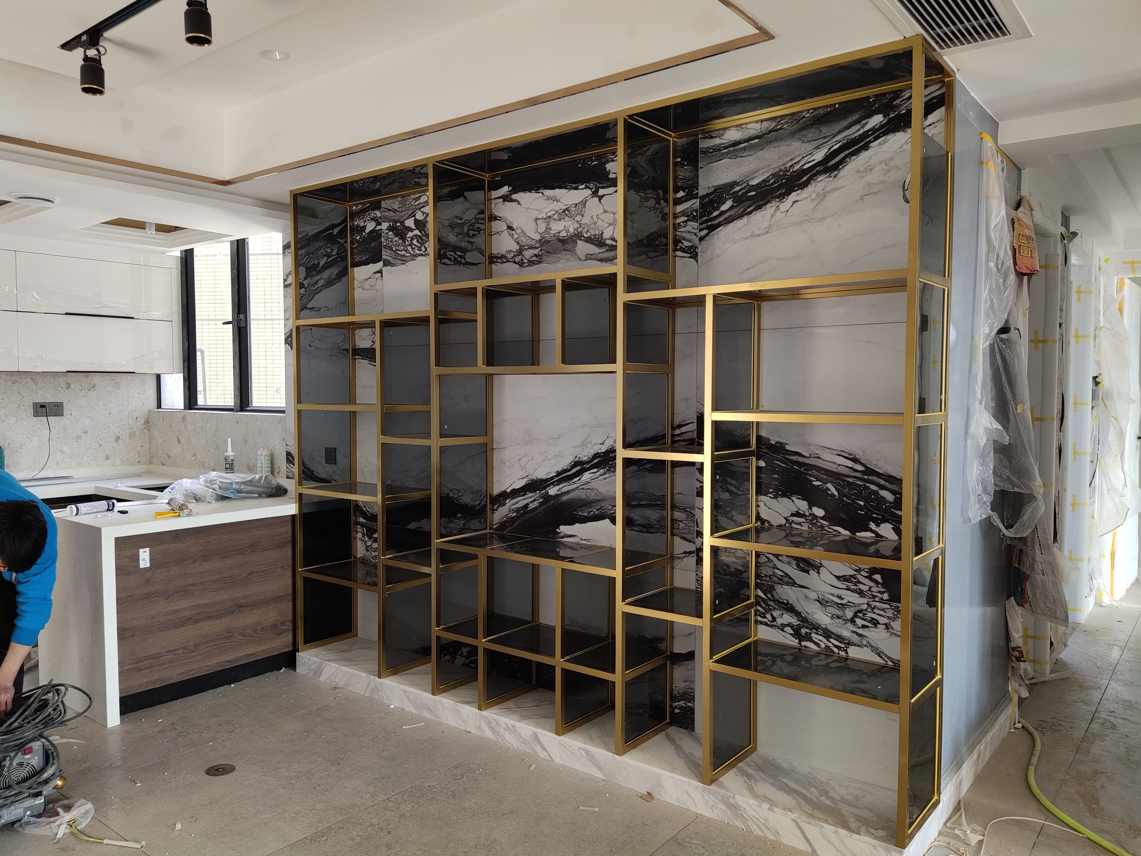 不锈钢装饰展柜