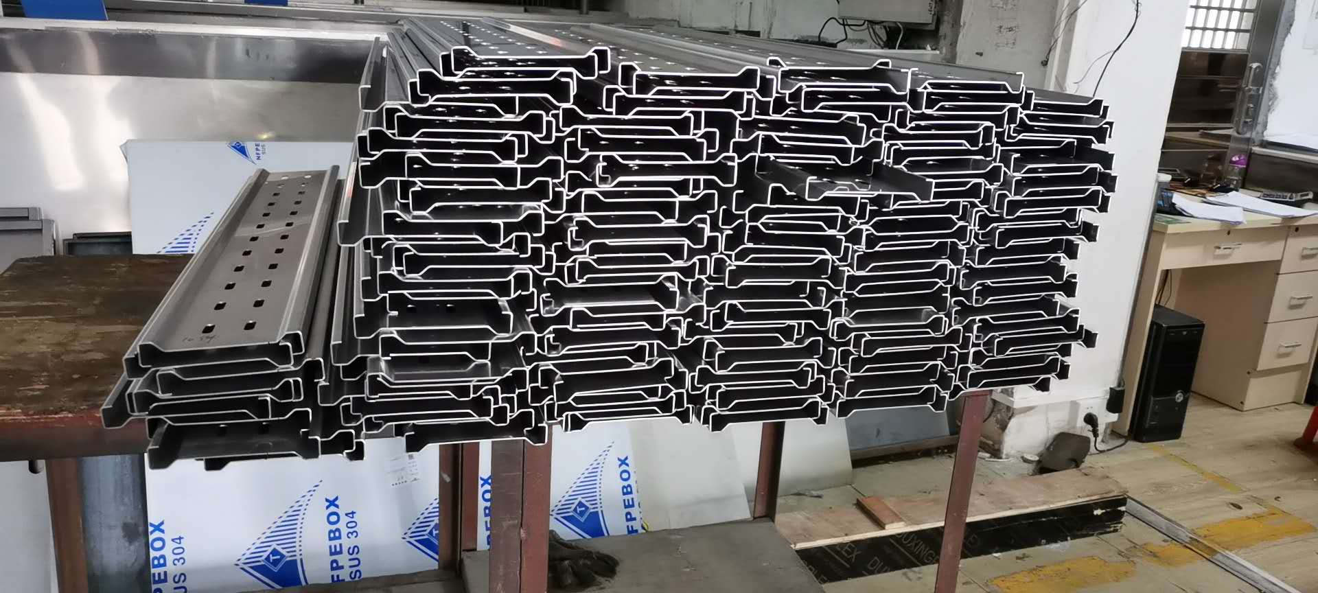 百艺公司：不锈钢水槽